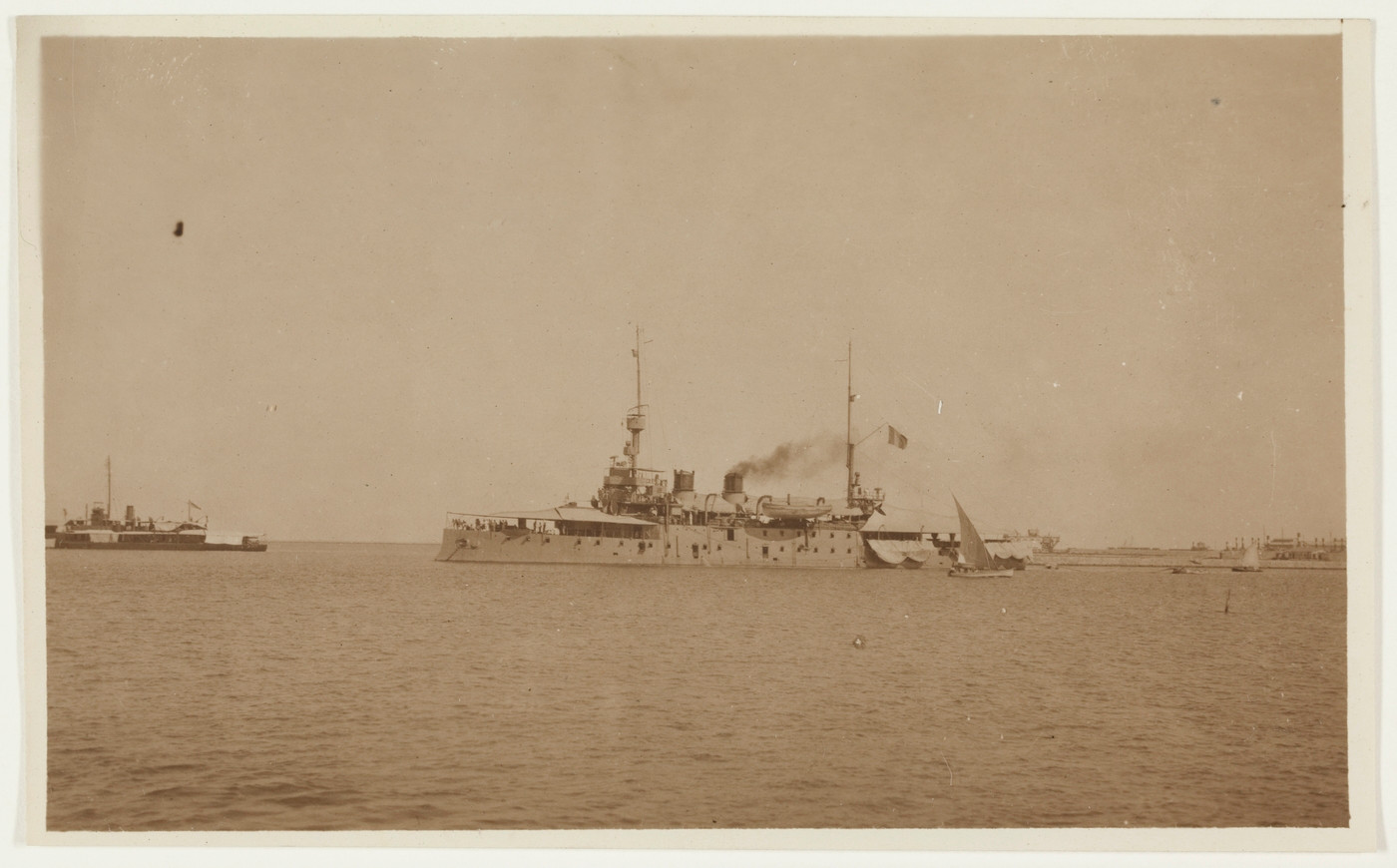 Requin (Port Said).jpg