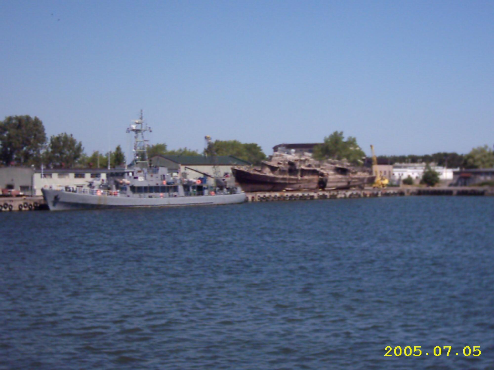 ORP "Czajka" /624/ i "Rybitwa" /622/ , 2005r. ( foto D.Rzepka )