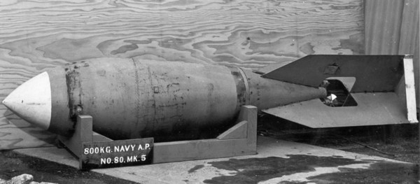 800-kg-bomb-600-pixels.jpg