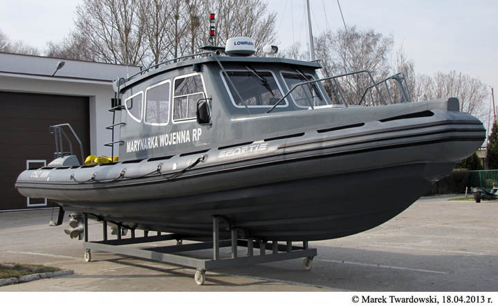 Ponton MW 1.JPG