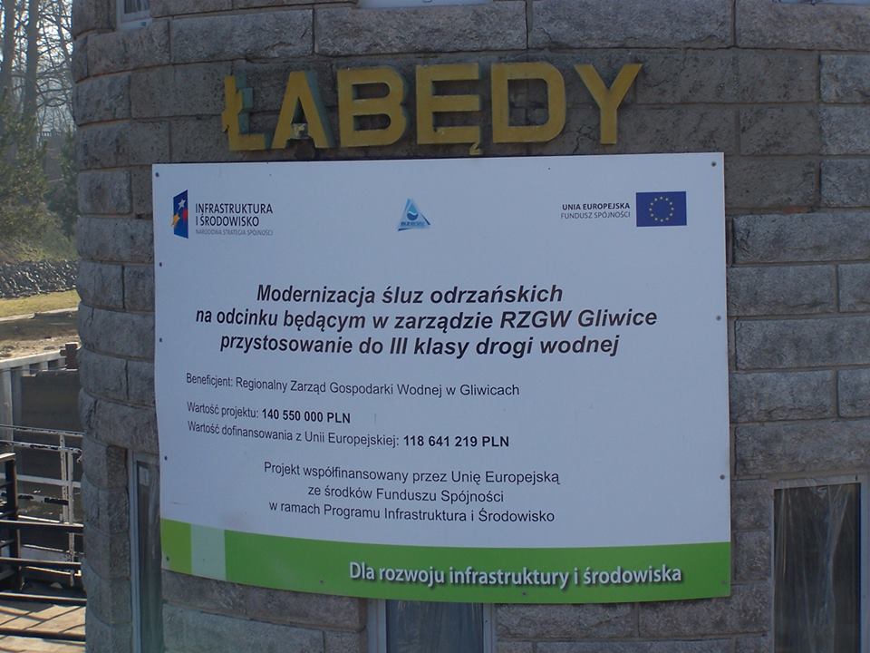 śluza Łabędy