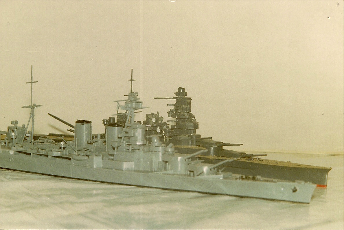 Hood i Hiei 1.jpg